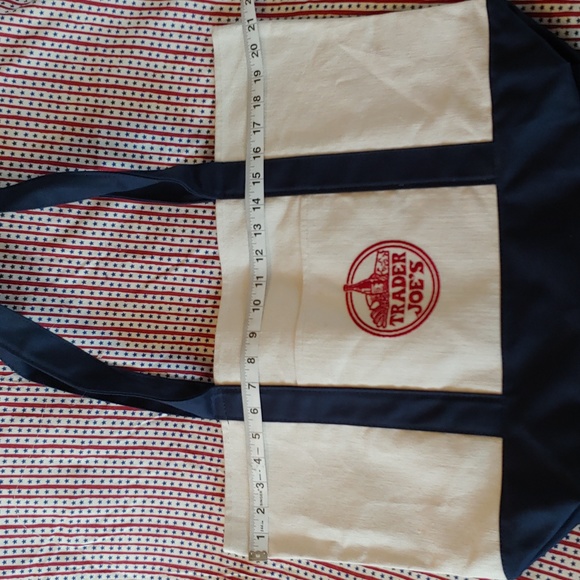 Trader Joe's Heavy Duty Canvas Tote in Cream and Navy, NWT - Picture 11 of 12